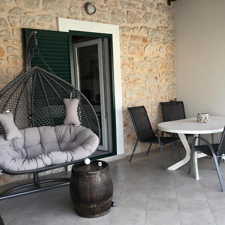 Stein Haus Villa Pirovac Bagian luar foto